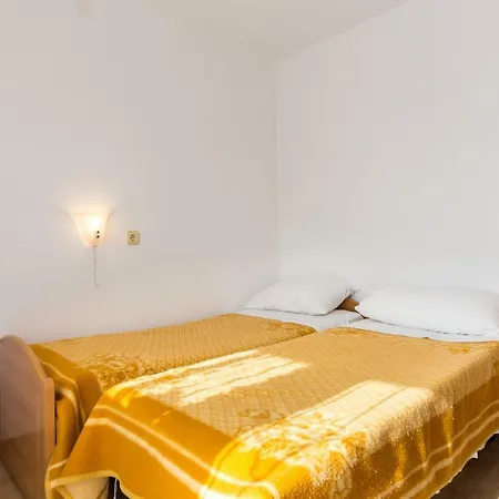 Apartment Pavacic Krk Town Exterior photo