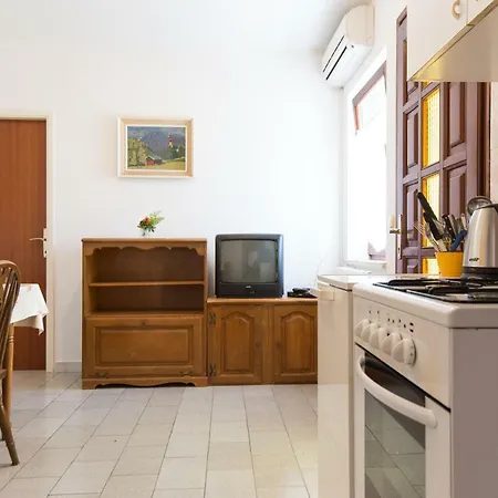 Apartment Pavacic Krk Town Exterior photo