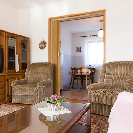 Apartment Pavacic Krk Town Exterior photo
